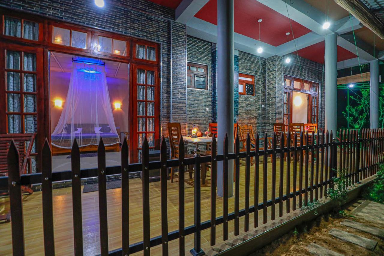 Zircon Ella Bed & Breakfast Ngoại thất bức ảnh